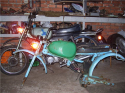 �������